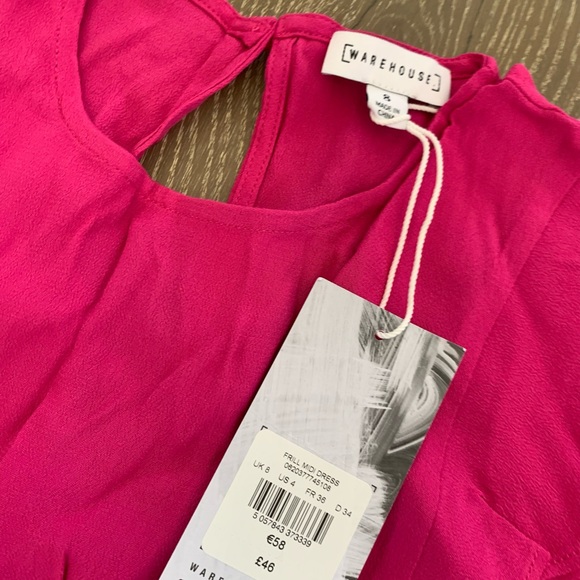 Warehouse Frill ruffle midi dress in hot pink - Picture 2 of 4